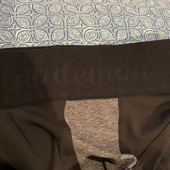 Lululemon Box It Out Tight - Black / Heathered Black - Picture 5 of 7